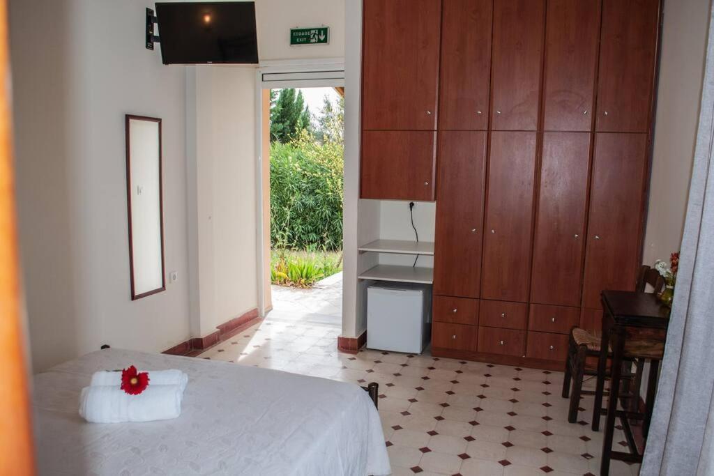 Phyllida Guest House - A2 Zacharo Esterno foto